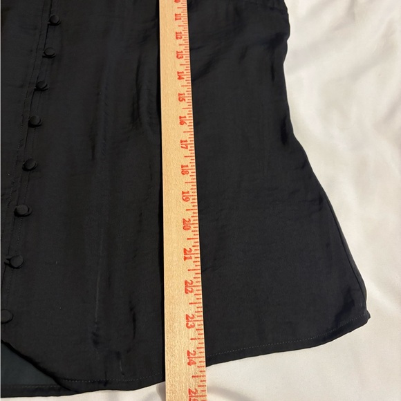 NWT Banana Republic Black Button Front Puff Sleeve Blouse Medium - Picture 5 of 5